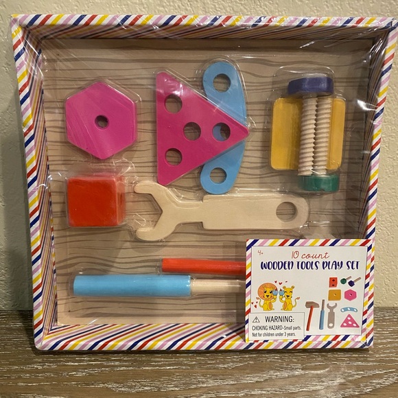 Target Bullseye Wooden Tool Playset - Picture 1 of 2